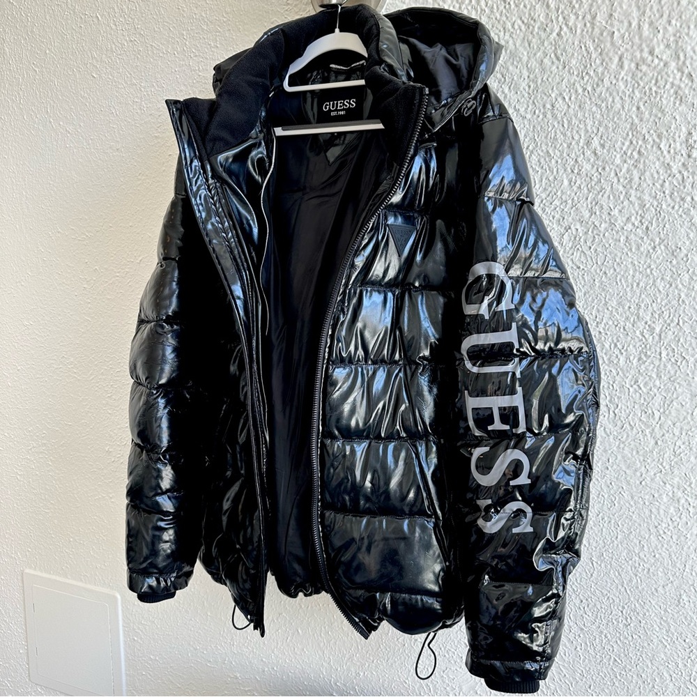 GUESS Men’s Holographic Hooded Puffer Jacket | Black | Size XL
